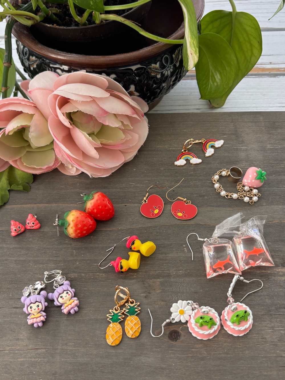 10 pairs of Fun Piereced Earrings